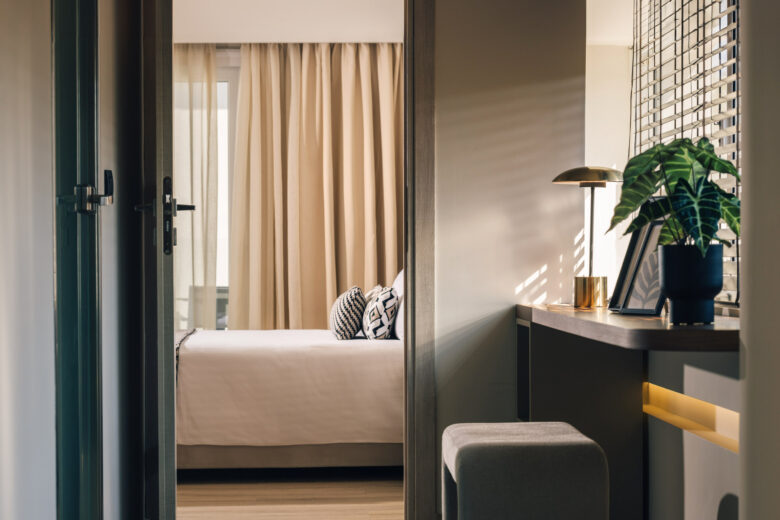 D4 – Suite (Inland View)