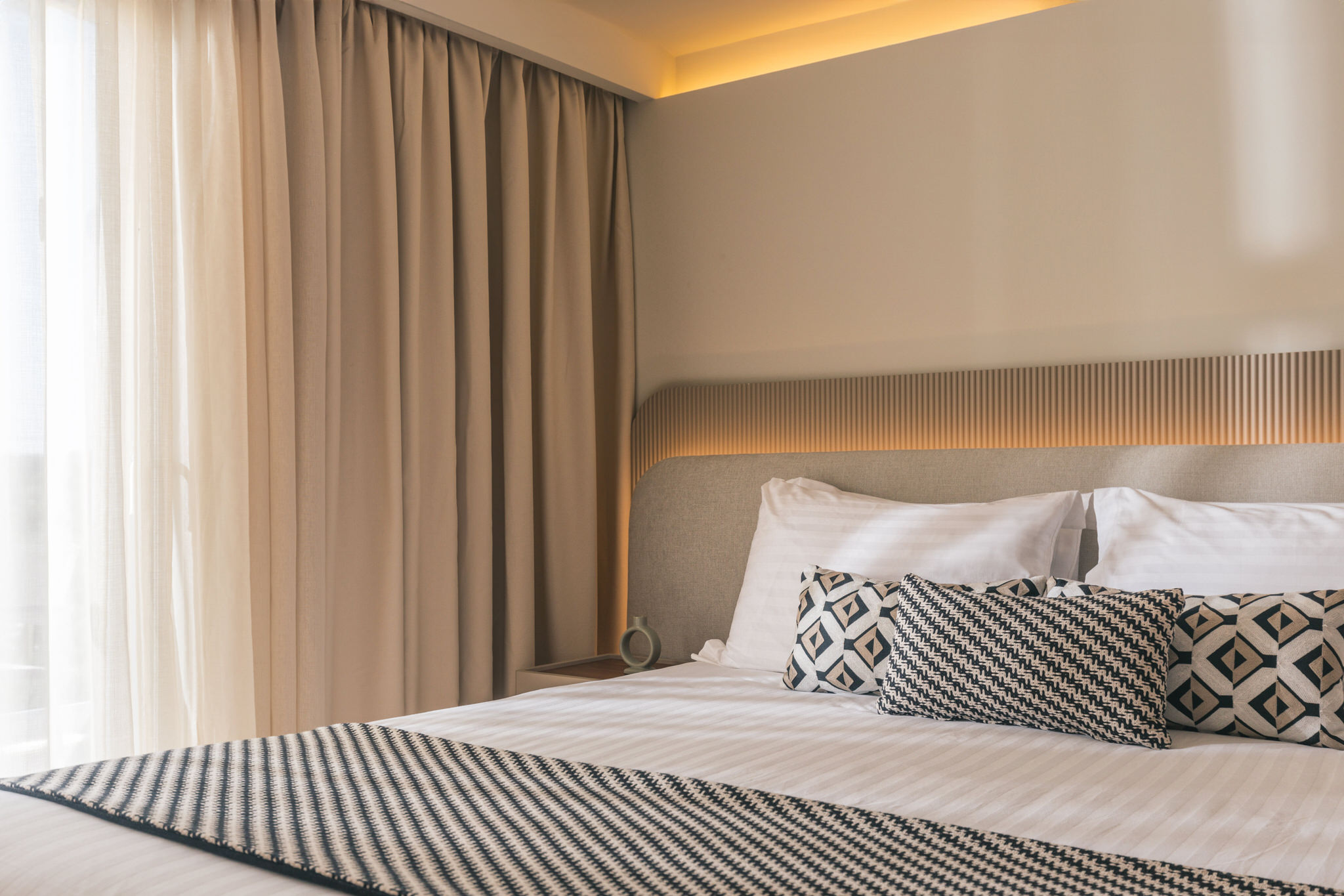 D4 – Suite (Inland View)