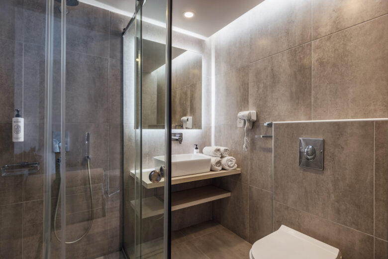 D2 – Superior Suite (Sea View)
