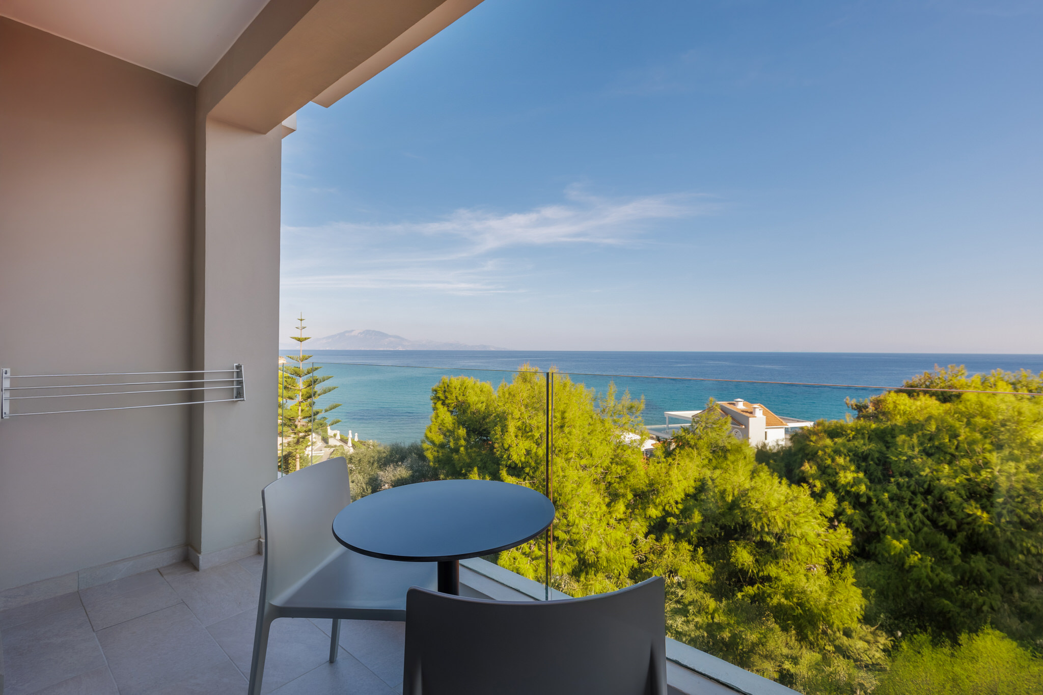 B2 – Standard Room (Sea View)