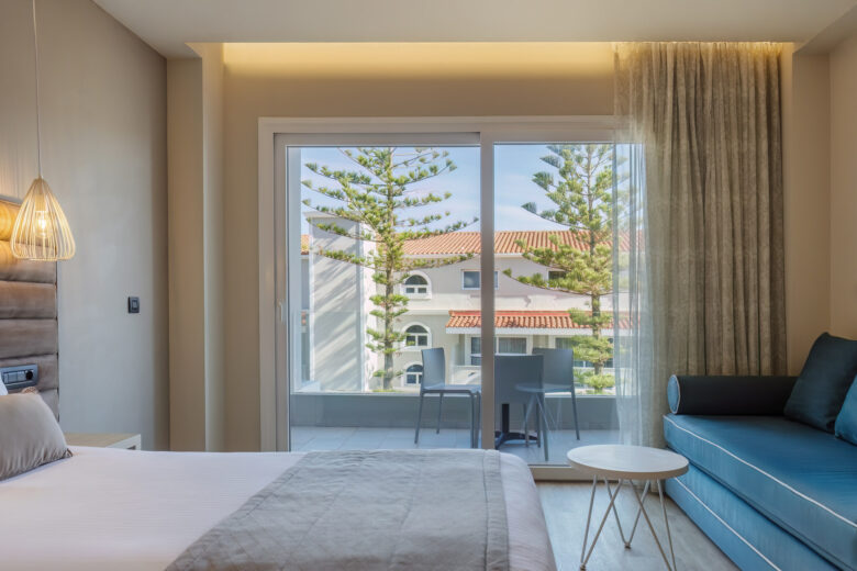 B5 – Standard Room (Inland View)