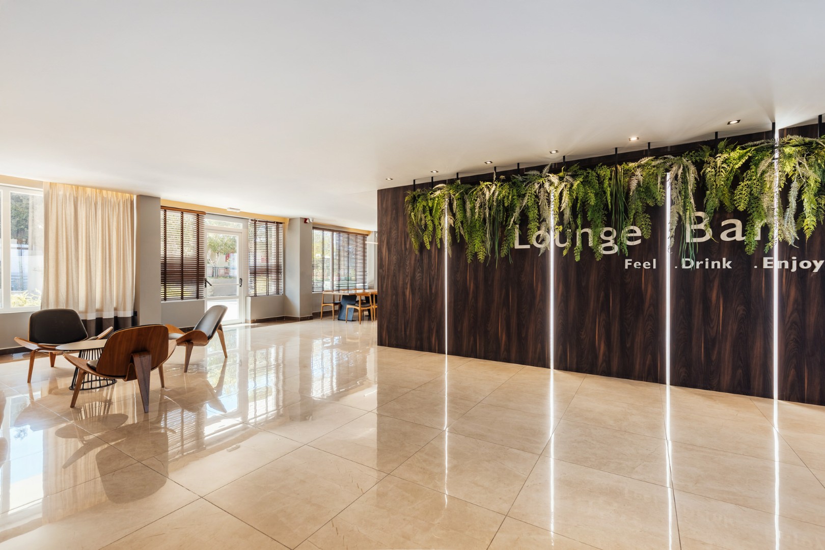 Lounge Bar