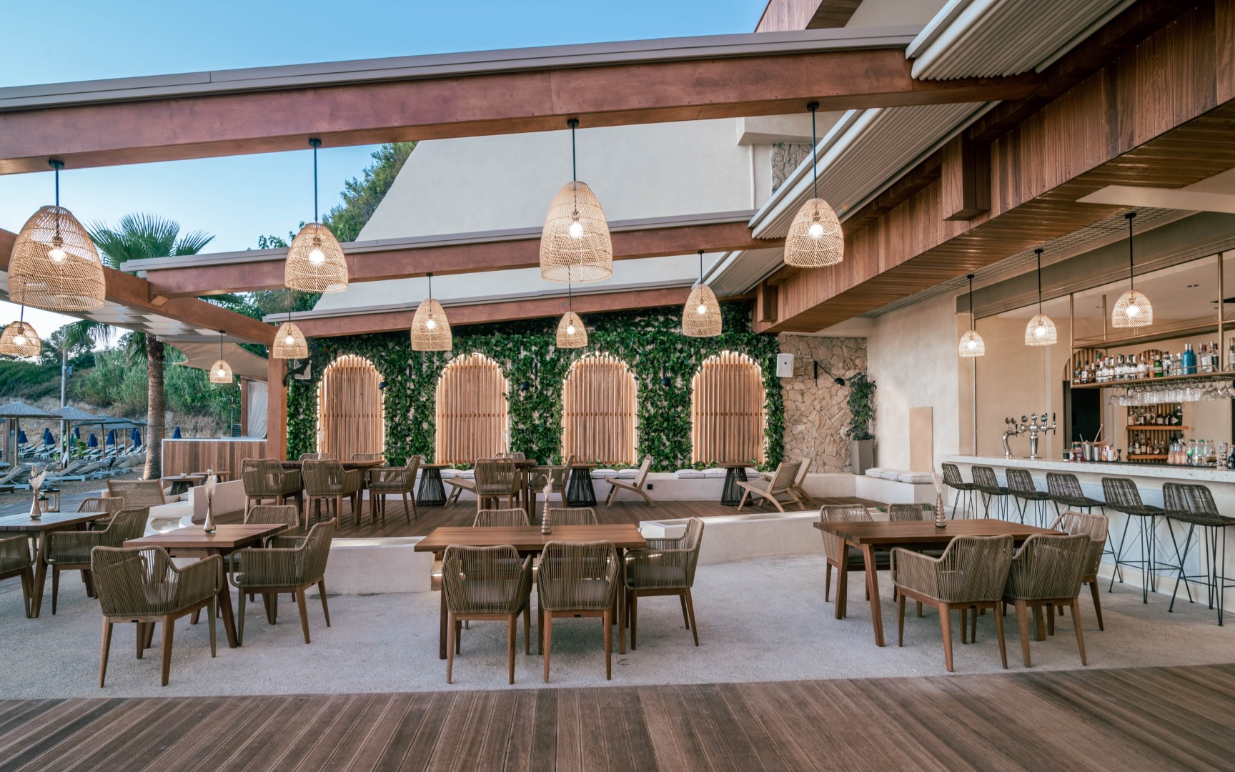 Makai Resto Bar