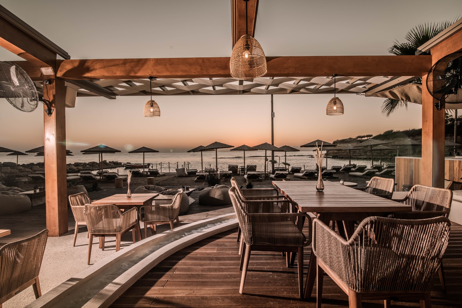 Makai Resto Bar