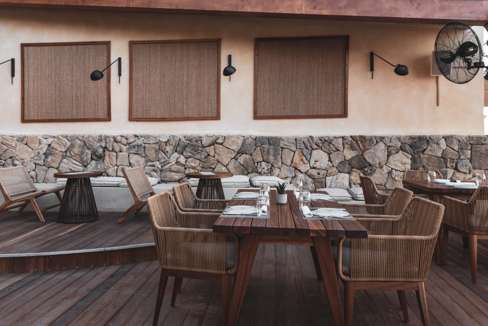 Makai Resto Bar