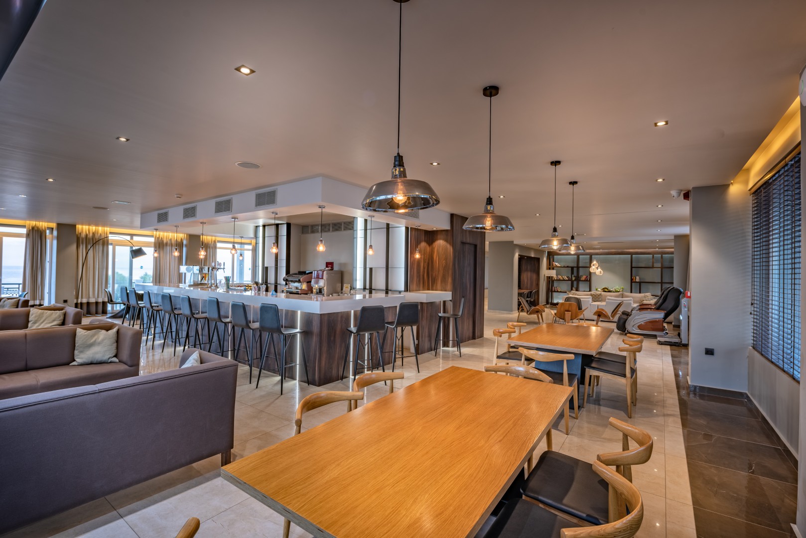 Lounge Bar
