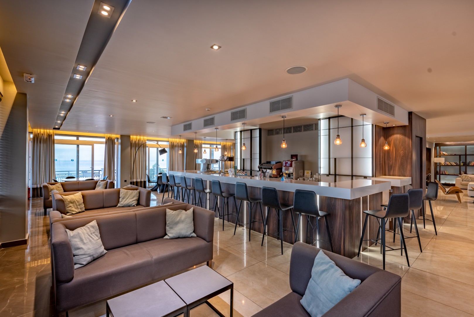 Lounge Bar